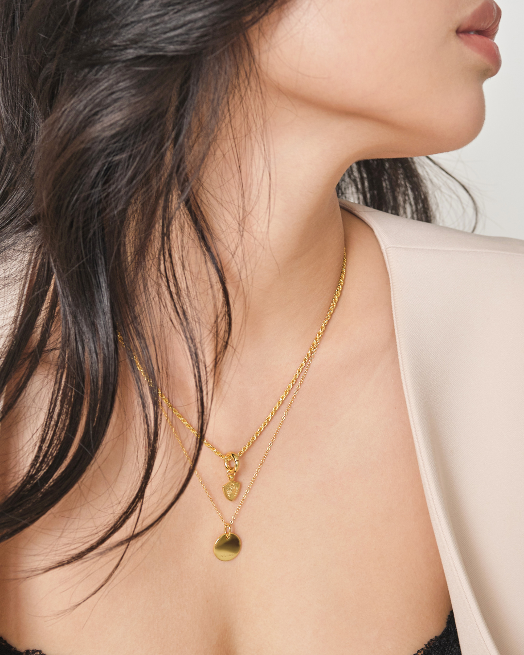 ENGRAVED INITIAL PENDANT NECKLACE
