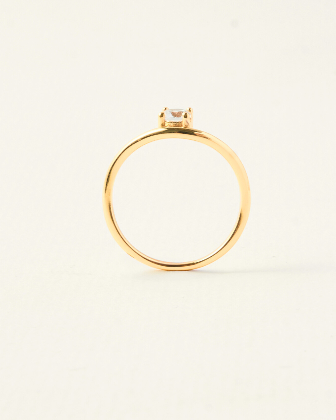 FOCUS DIAMOND RING