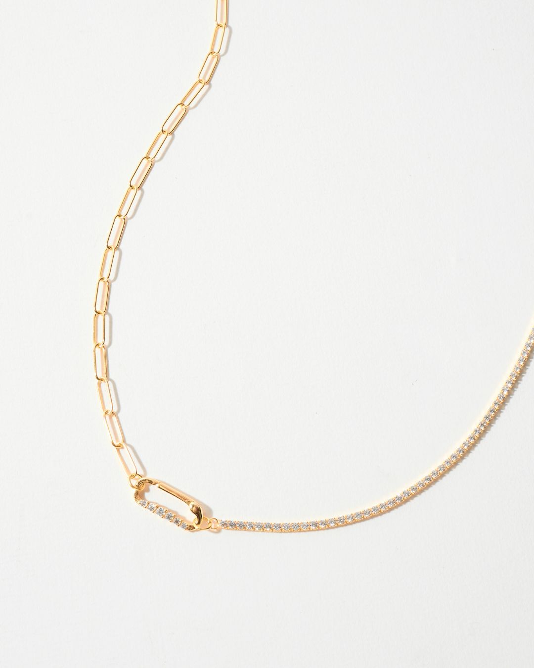 ALICIA NECKLACE
