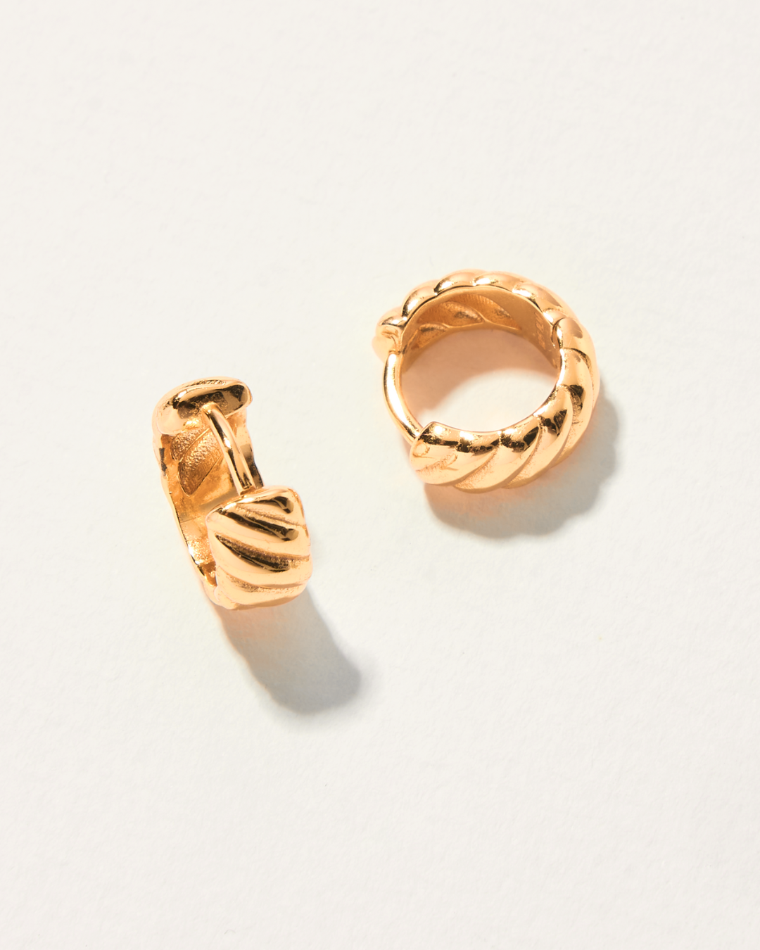 MINI CROISSANT HOOPS