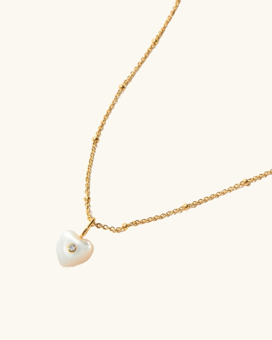 PEARL HEART NECKLACE
