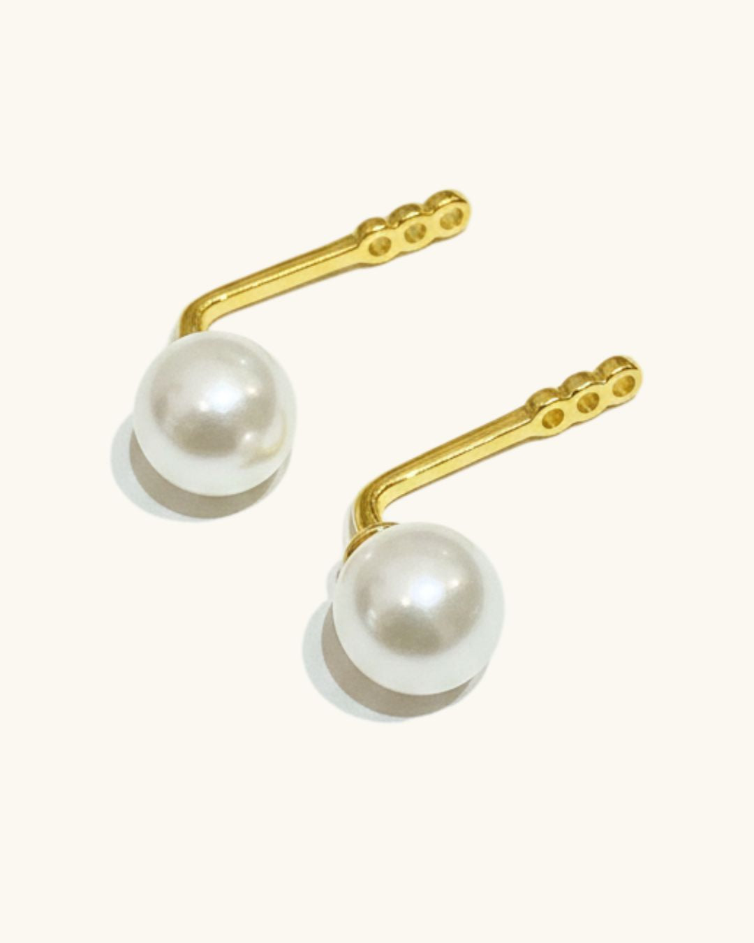 IVY PEARL STUD EARRINGS