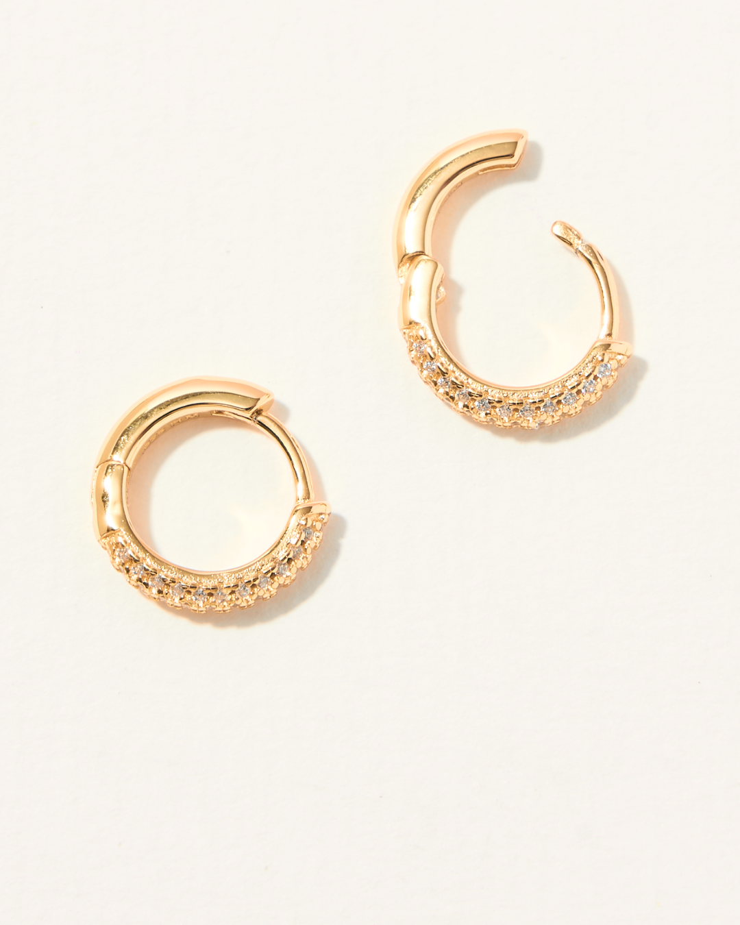 KHUYÊN TAI TRÒN MINI PERLAMUSE AMBER VÀNG VERMEIL 16K ĐÍNH ĐÁ CAO CẤP