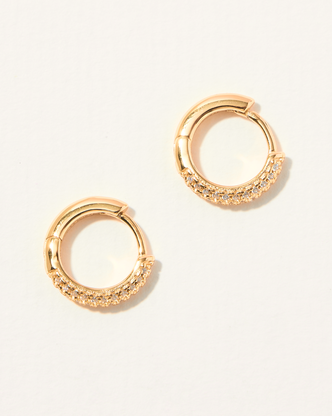 KHUYÊN TAI TRÒN MINI PERLAMUSE AMBER VÀNG VERMEIL 16K ĐÍNH ĐÁ CAO CẤP
