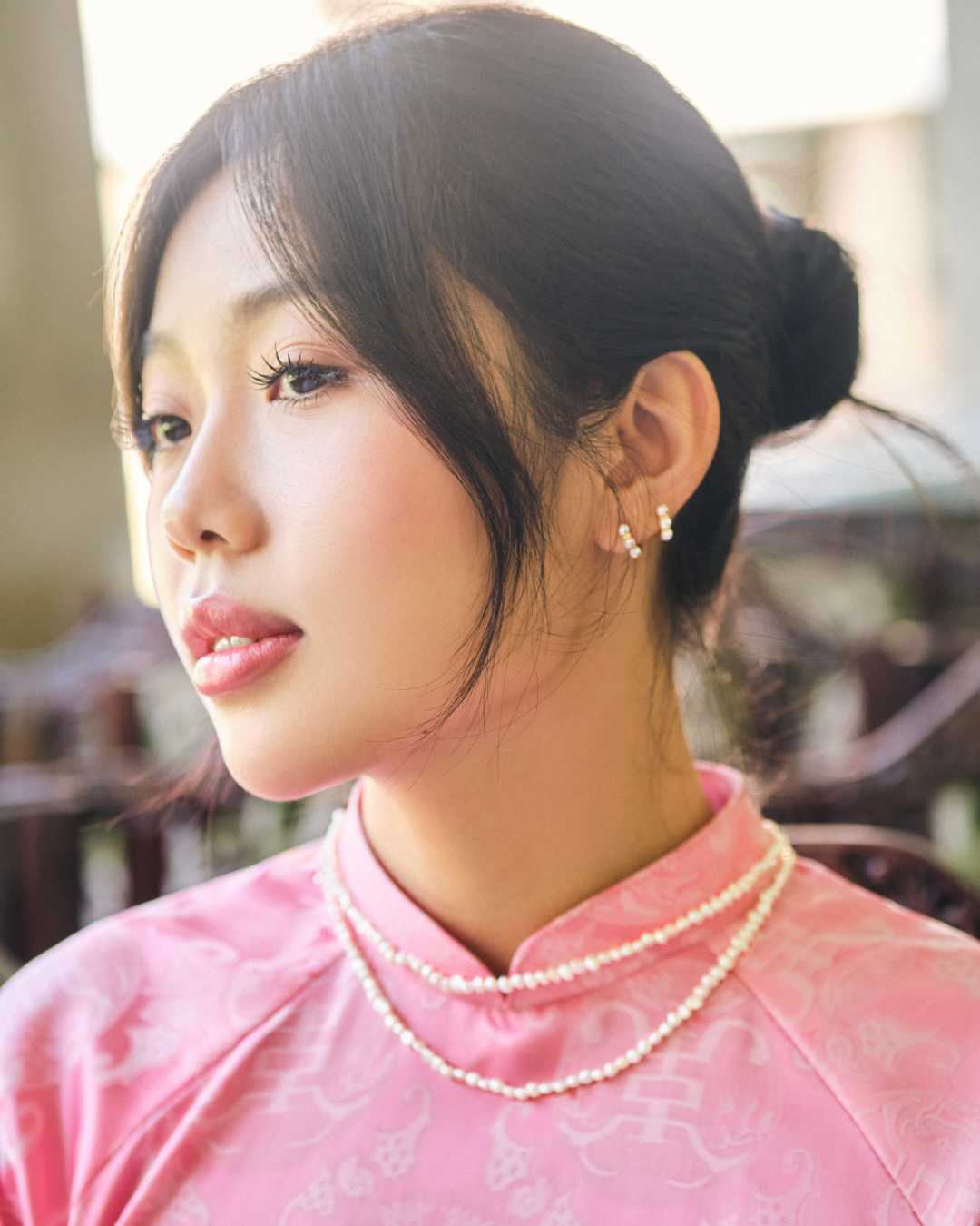 MIRA PEARL HOOPS