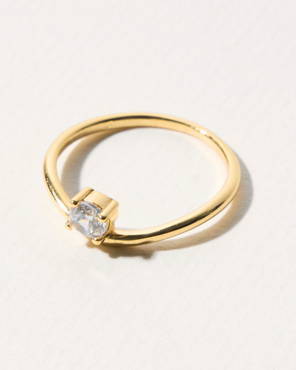 FOCUS DIAMOND RING