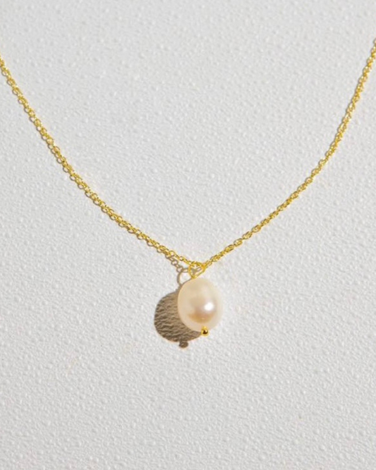 PEARL DROP NECKLACE