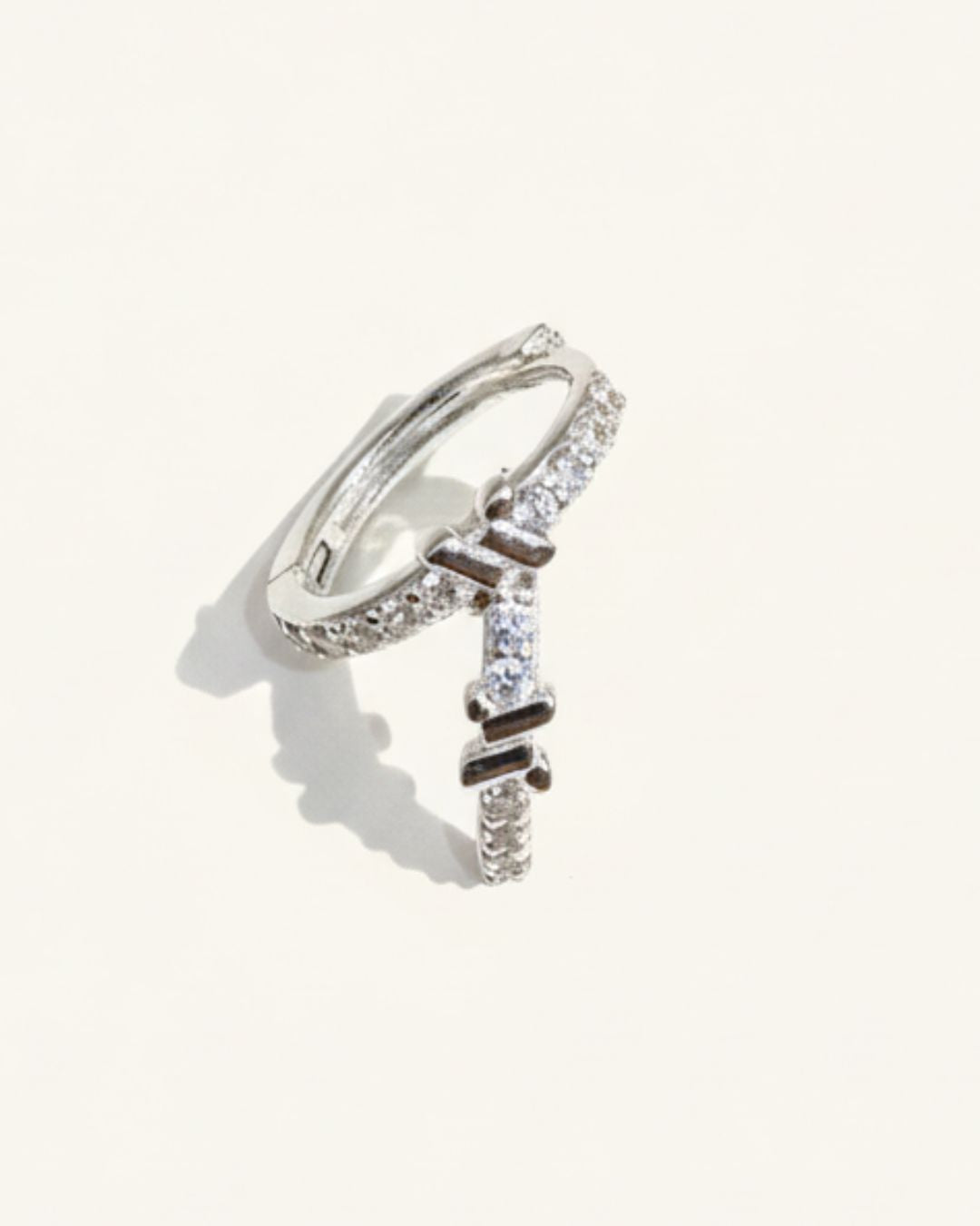 KHUYÊN TAI PERLAMUSE BẠC STERLING MINI TRÒN SHINNING X PAVE