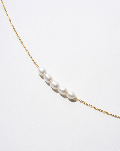 EMI MINI PEARL NECKLACE