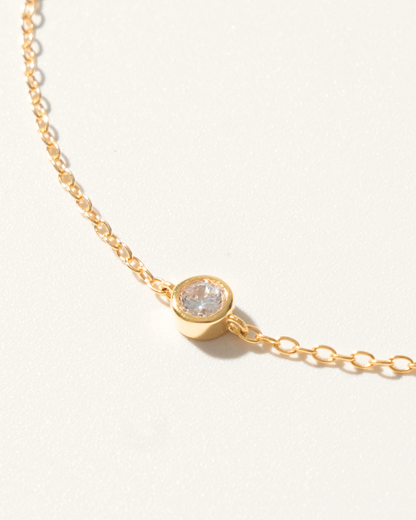 FOCUS SINGLE STONE NECKLACE