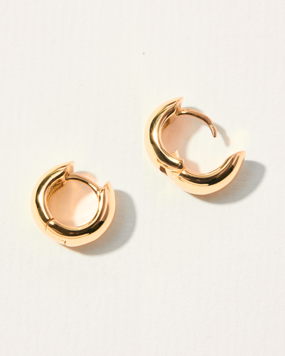 STORMI BOLD HUGGIE EARRINGS