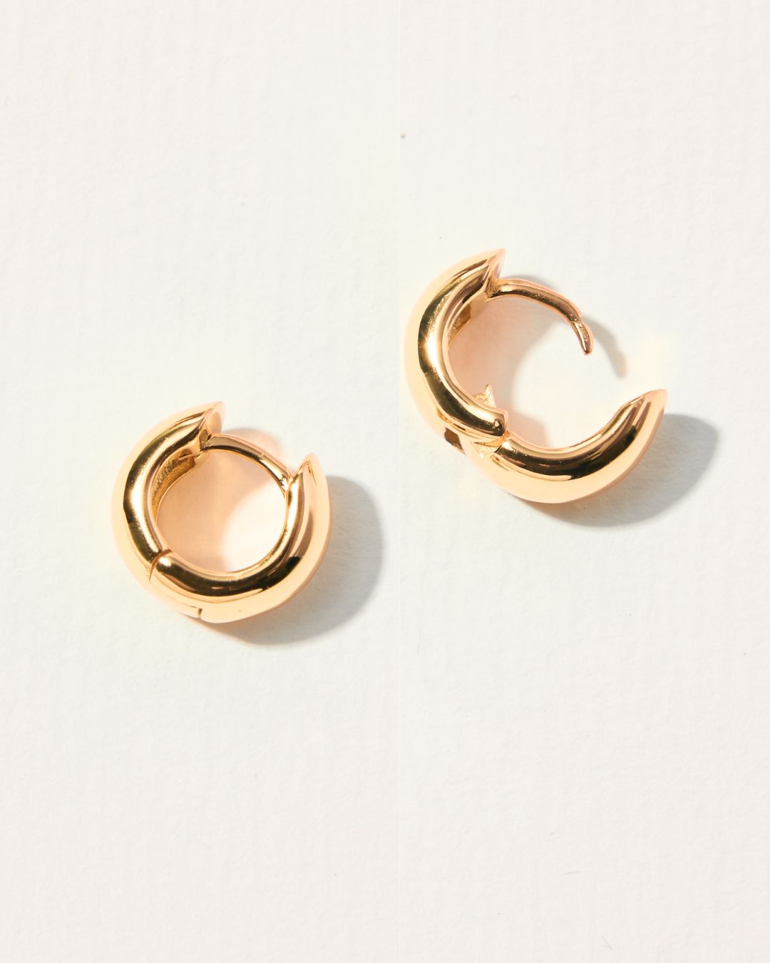 STORMI BOLD HUGGIE EARRINGS