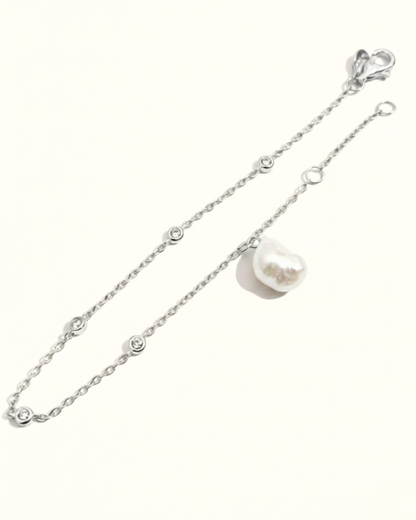 SILVER CELESTE PEARL DROP BRACELET