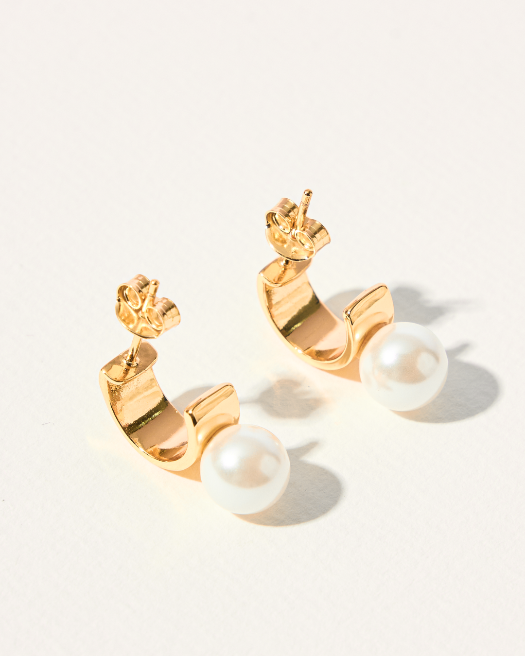 ANNIE PEARL EARRINGS