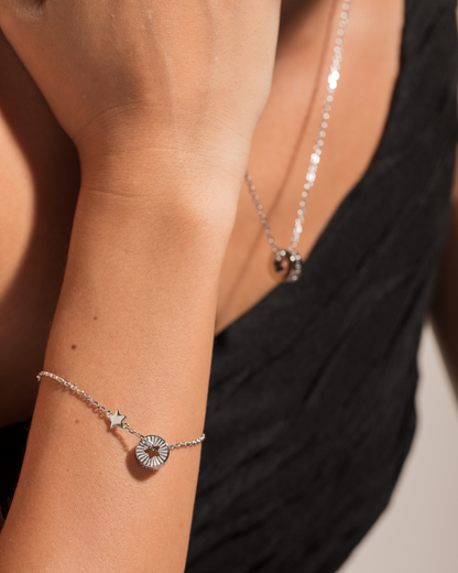 SIMPLE STAR BRACELET