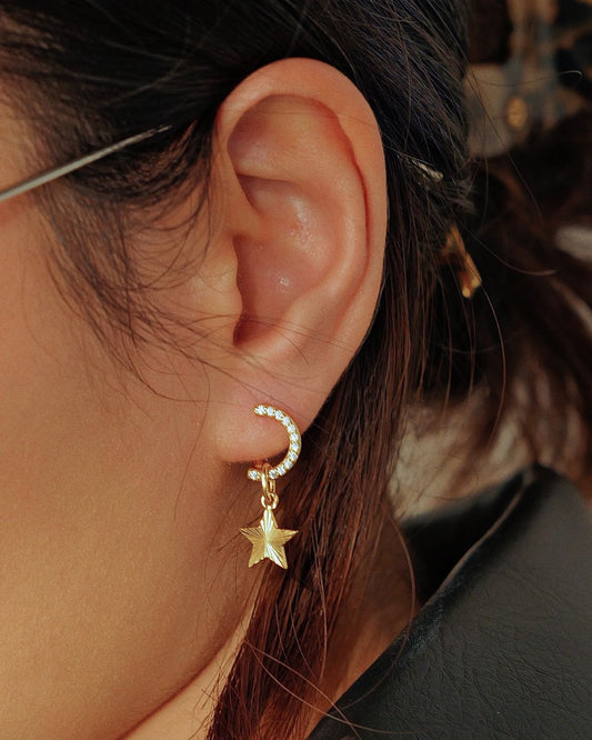 PAVÉ DIAMOMD - C HOOP EARRINGS