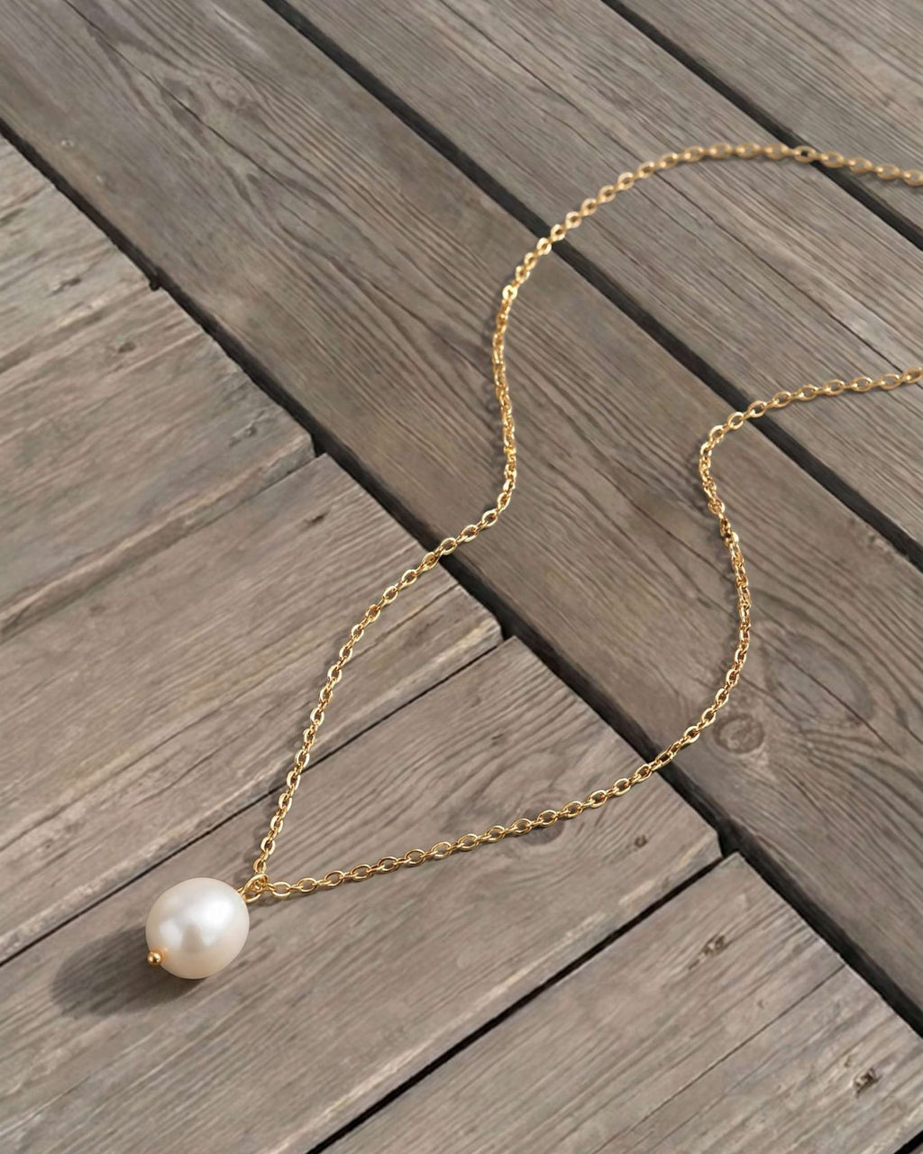 FRESHWATER PEARL CHARM