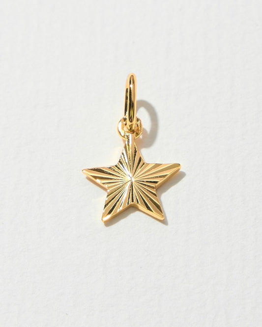 LUCKY STAR CHARM