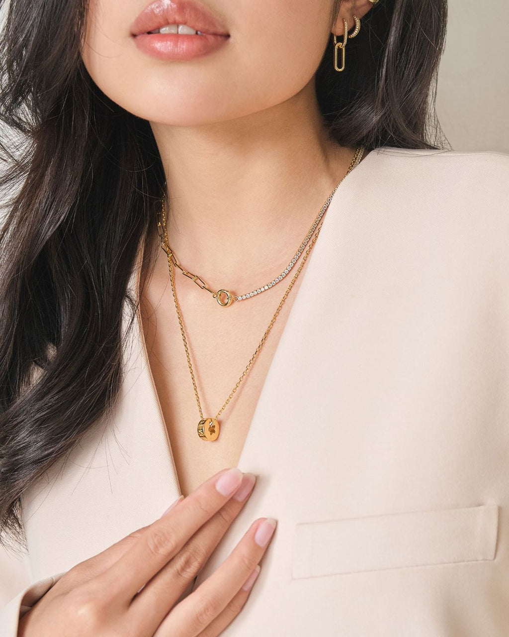 SILVER ALICIA NECKLACE