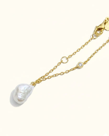 CELESTE PEARL DROP BRACELET