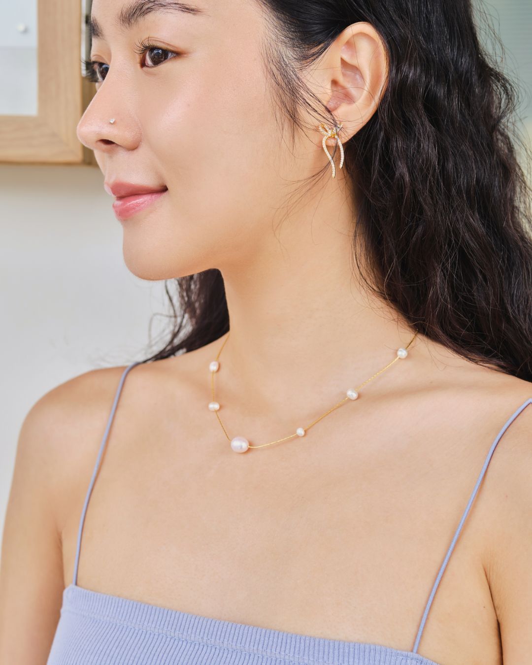 DAINTY PEARL NECKLACE