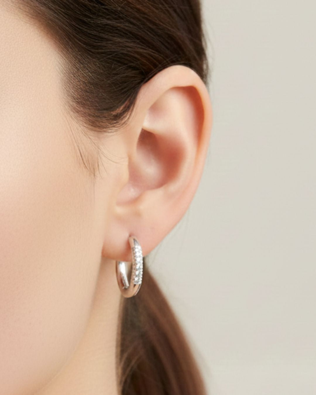 SILVER PAVE MEDIUM HOOP EARRINGS