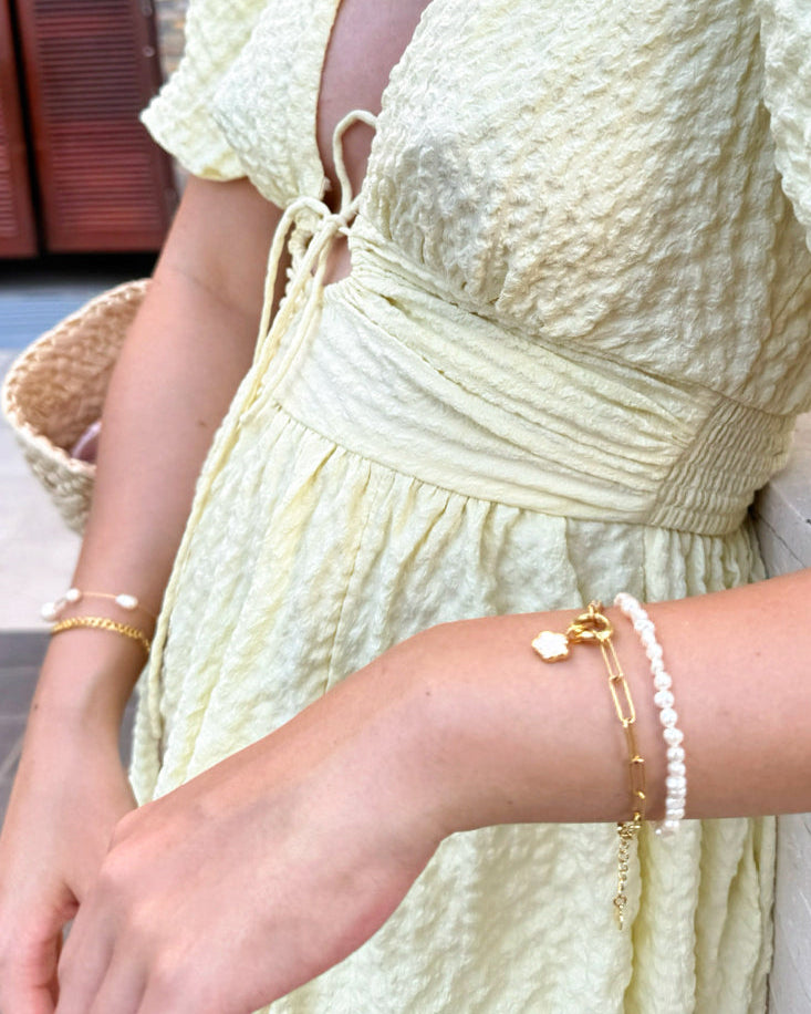 AURA PEARL CHARM