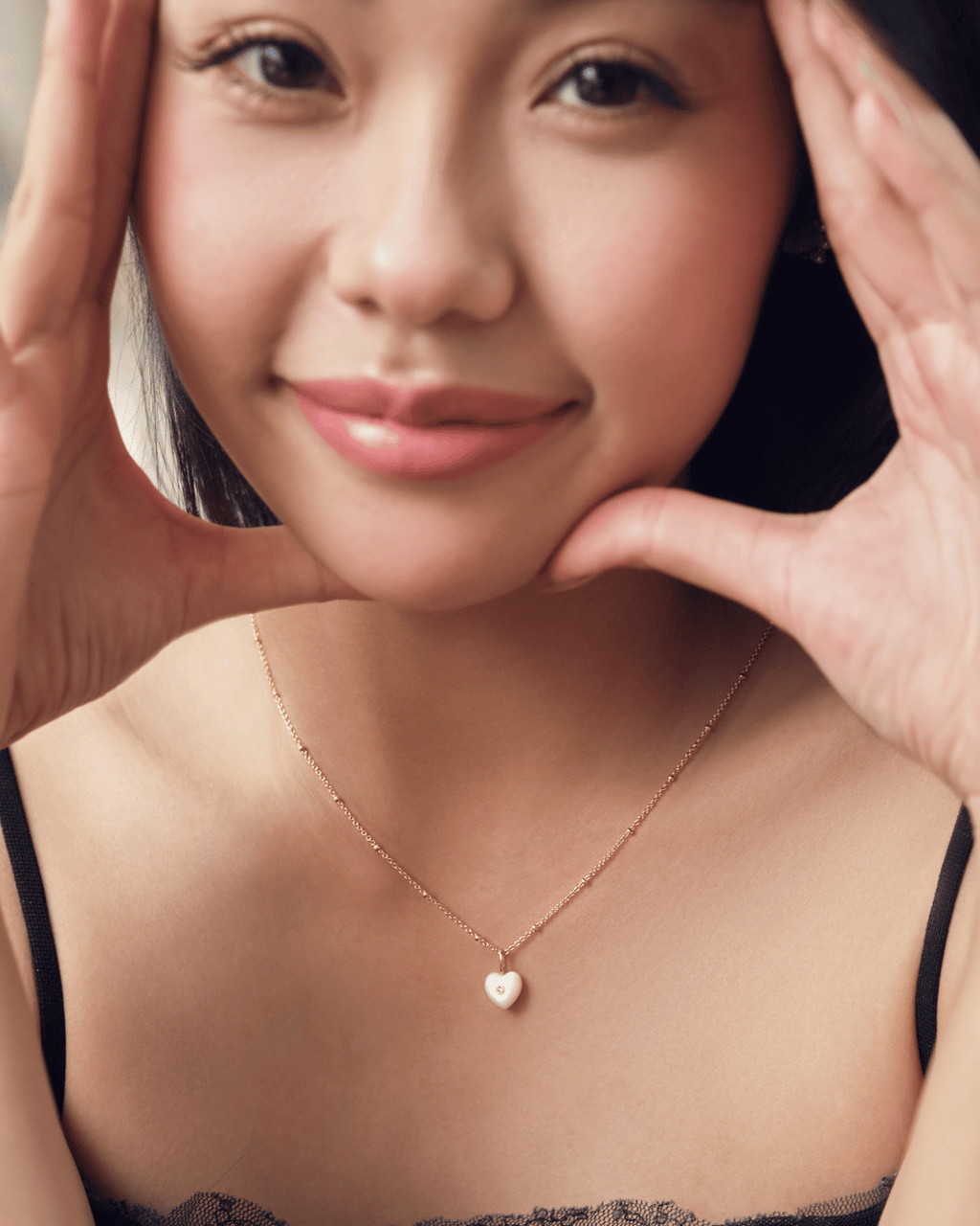 PEARL HEART CHARM