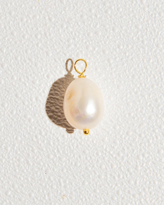 FRESHWATER PEARL CHARM